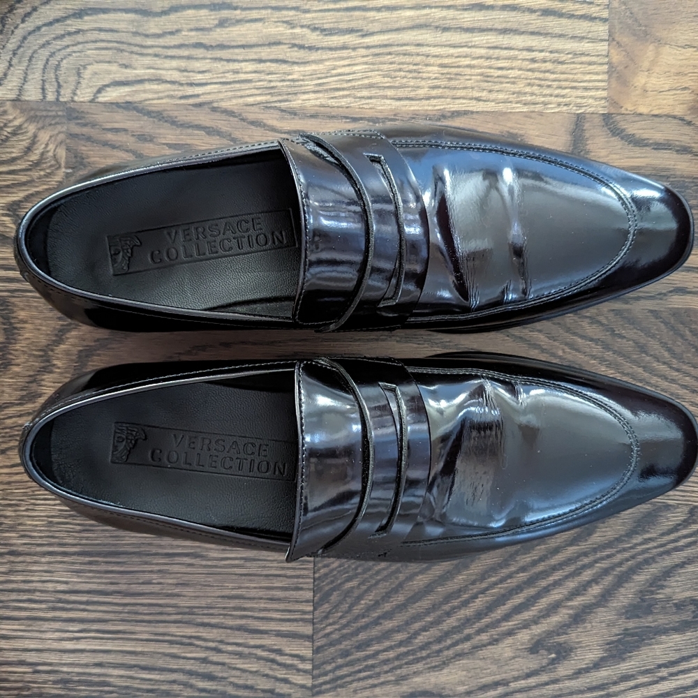 Versace Collection Mens Dress Shoe in Black Patent Leather NWOB